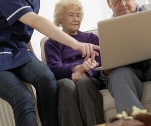 Study: Internet use may help older adults avoid depression